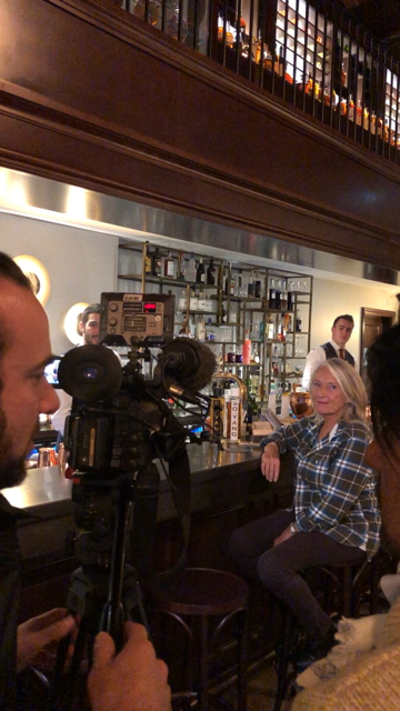 SO YANG® en tournage au bar de l'hôtel Jean Monnet Cognac